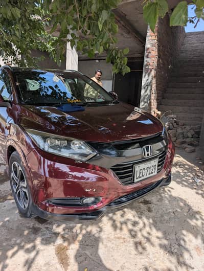 Honda Vezel 2015 Excellent Condition Z package