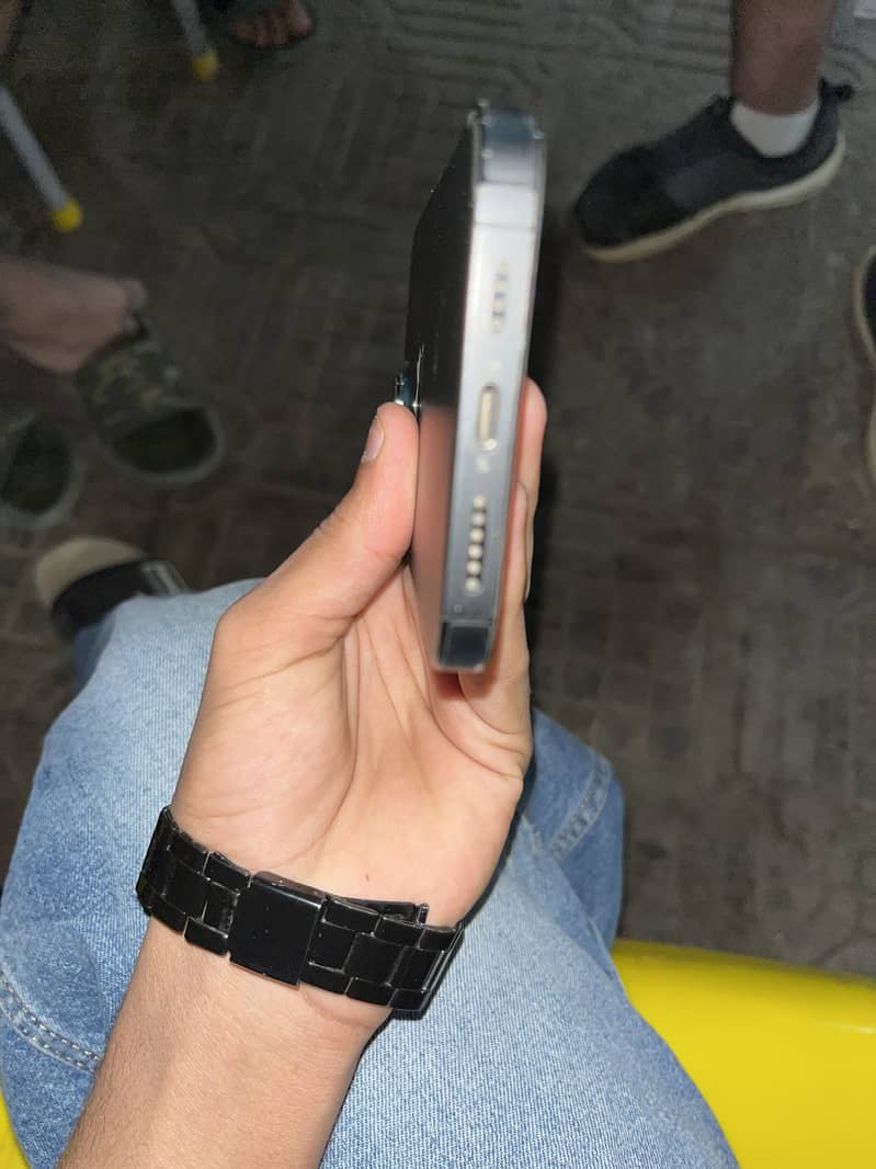 I phone 13 pro max 6