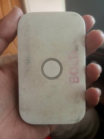 BOLT + Advoice Huawei  urgent sell phone 03008150032