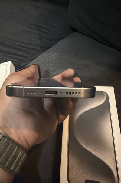 iPhone 15 Pro 128 GB – Like Brand New (Singapore Self Purchased