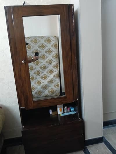 cabinet with mirror