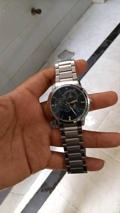 proking men watch