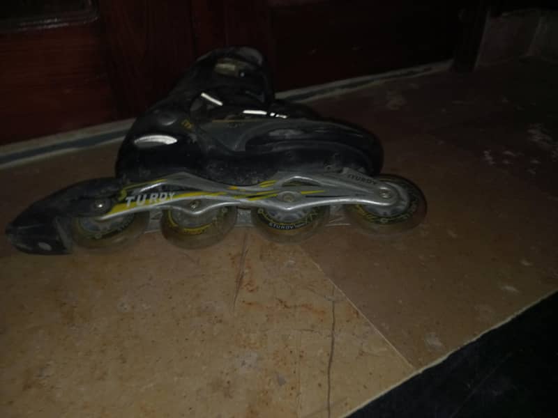 کوئی بڑا اسکریچ (نشان) بھی نہیں 0