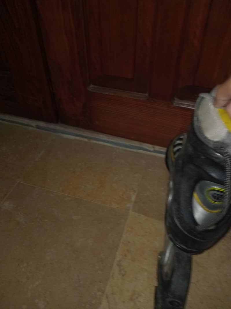 کوئی بڑا اسکریچ (نشان) بھی نہیں 5