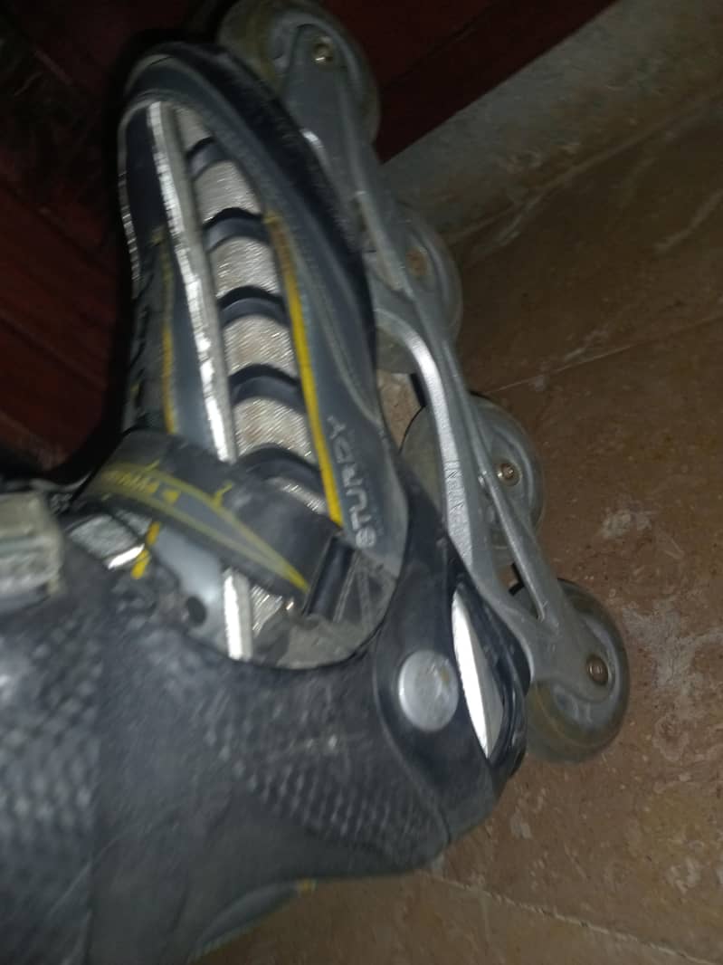 کوئی بڑا اسکریچ (نشان) بھی نہیں 7