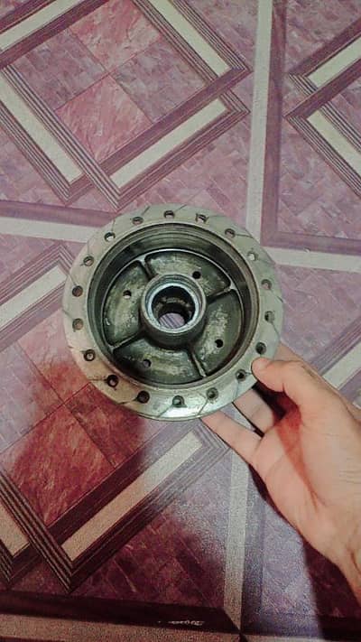 Honda 70 hub
