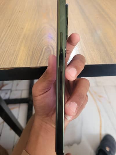 Vivo Y400 8gb ram 256 memory