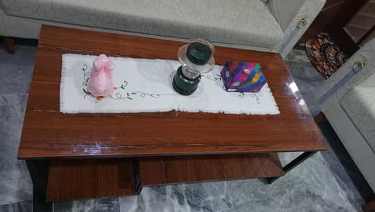 5 seater sofa with table