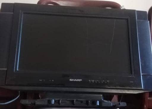 Sharp LCD Colour TV 0
