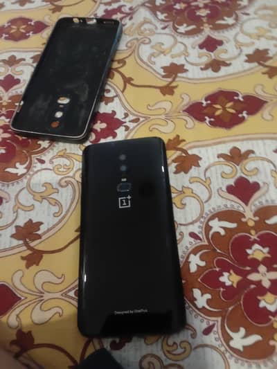 oneplus 6  8gb ram +  128 gb rom