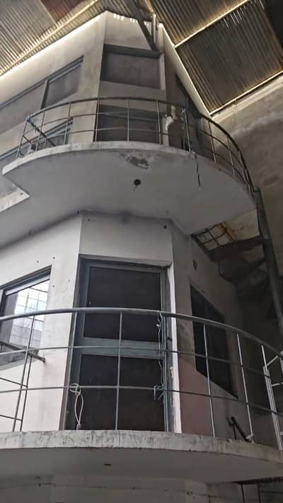 1.5 kanal Commercial Hall for Rent mlMain Multsn Road Hanjarval