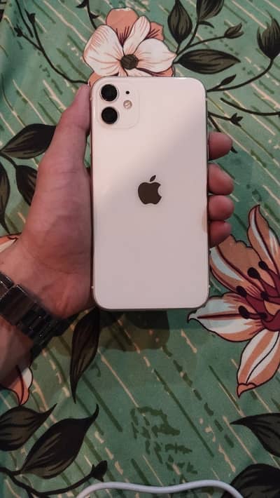 Iphone 11 urgent sale