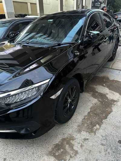 Honda Civic X 2022 UG