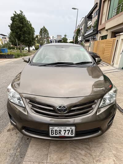 Toyota corolla gli 1.3 manual 2014