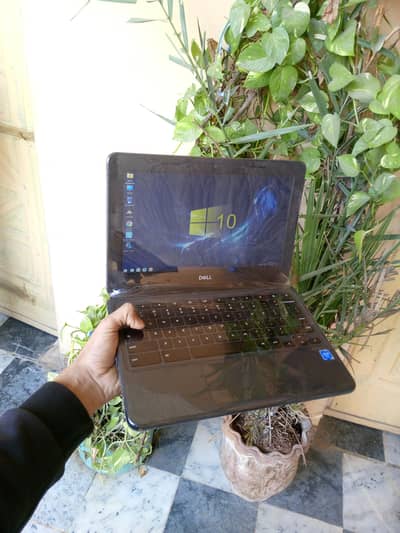 hp laptop 6 hour battery time urgent sale