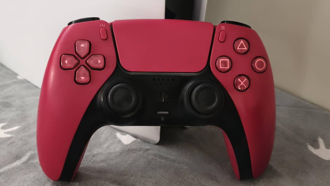 PS5 DISC EDITION WITH EXTRA CONTROLLER 7