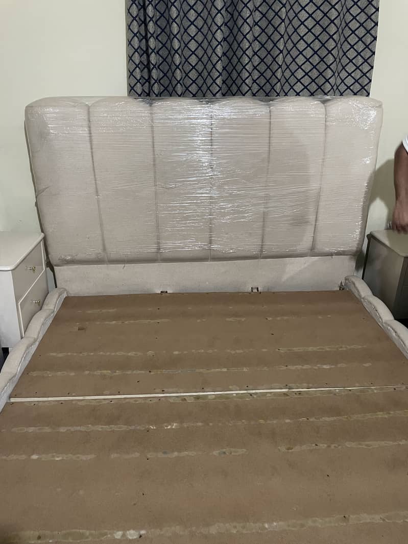 Double bed complete set 4