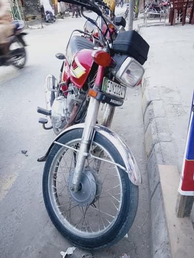 united 125 2017 model urgent sale