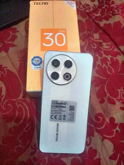 TECNO SPARK 30 PRO (8/128)