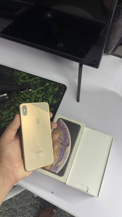 Iphone xsmax 256gb pta with box