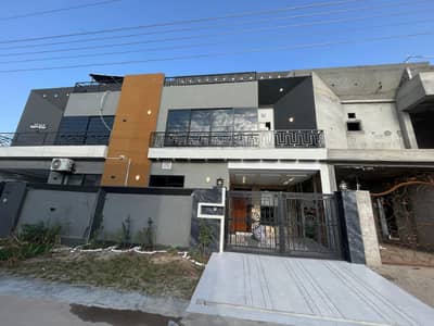 Tripple Storey 5 Marla House Available In Buch Villas Phase 2 - Manik Block For sale