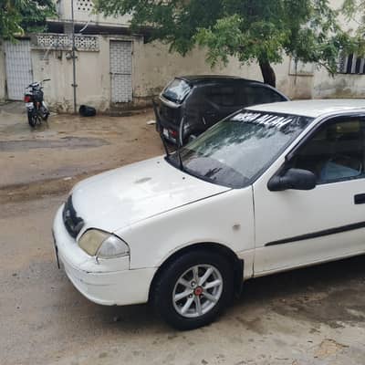 Suzuki cultus vxri petrol model 2011.
