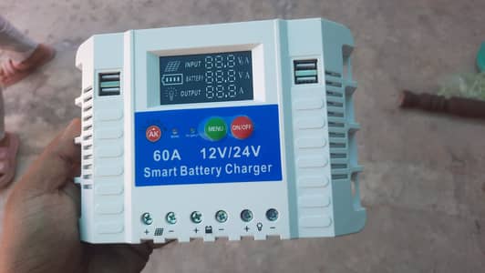 60 Amp 12v/24v New Battery Controllar & 230 watt 24v Solar