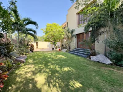 1000 Yard Architecture Fully Furnished Bungalow For Rent In DHA Phase 6