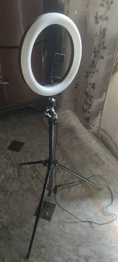 ring light stand