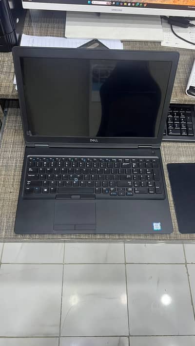 Dell Latitude 5590 | Core i5 8th Gen | 8GB RAM | 256GB SSD | Excellent