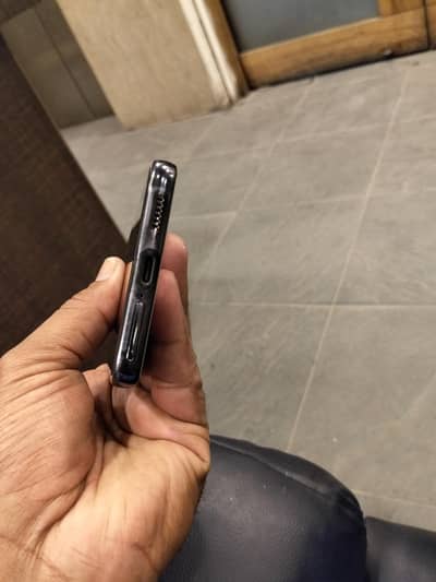 8+256 cp pta hai  03125482674