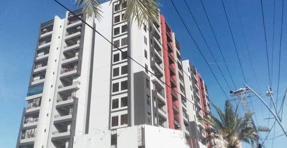 Stunning Prime Location 1400 Square Feet Flat In Gulshan-e-Maymar Available