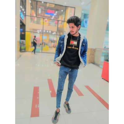 Kisy Pass koi part time job ho tu Rabata jara