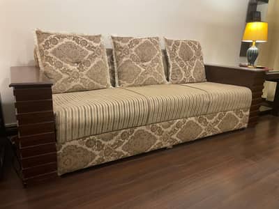 6 Seater Sofa with molty foam