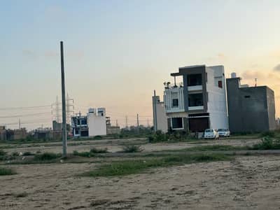 120 Square Yards Spacious Residential Plot Available In Saadi Garden For Sale