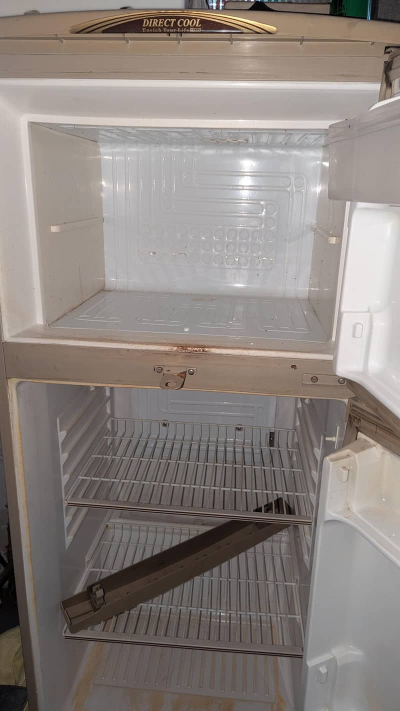 waves refrigerator 2