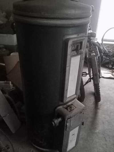 gas geyser in good condition