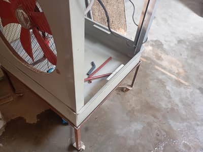 Big size cooler 22x24 fresh condition rearly used