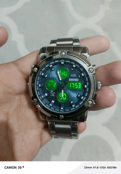 skmei slightly used watch but in excellent condition