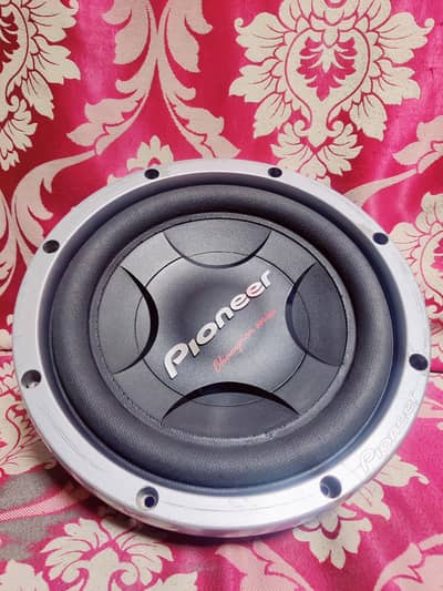 12" Pioneer TS-W307D4 Subwoofer