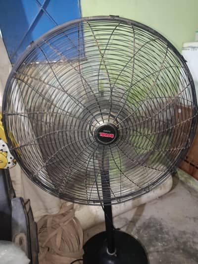 Royal Padestal Fan for sale 125watts