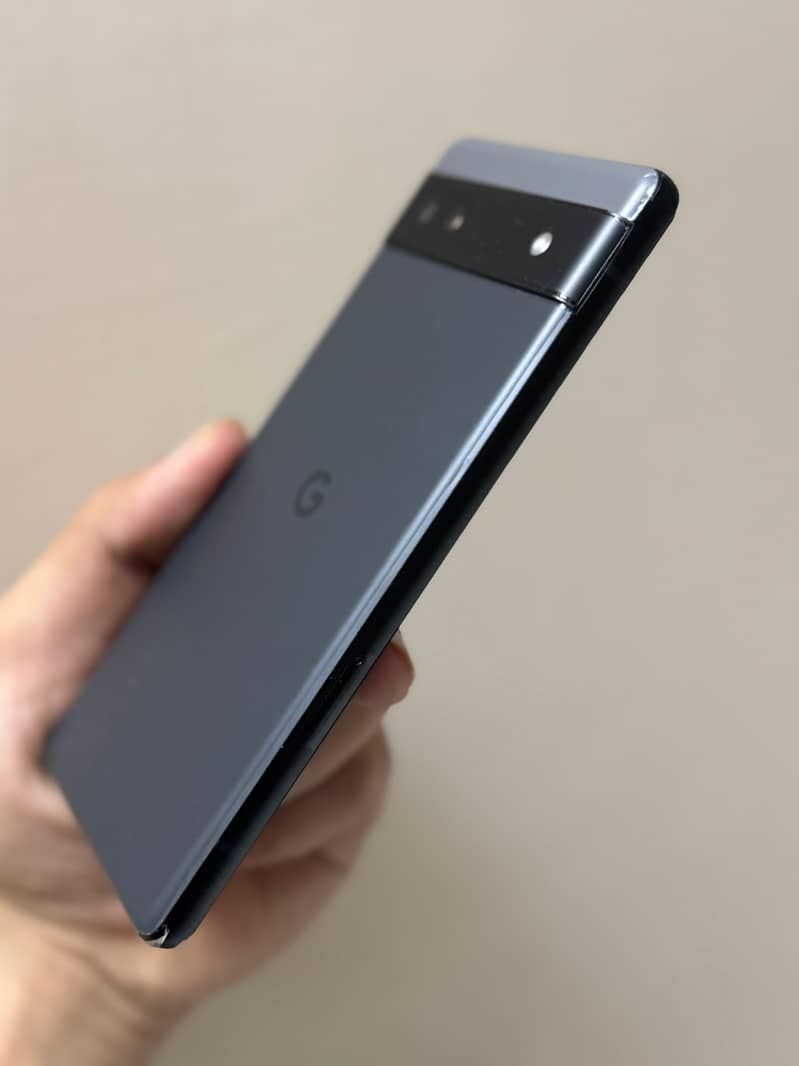 Google pixel 6A 4