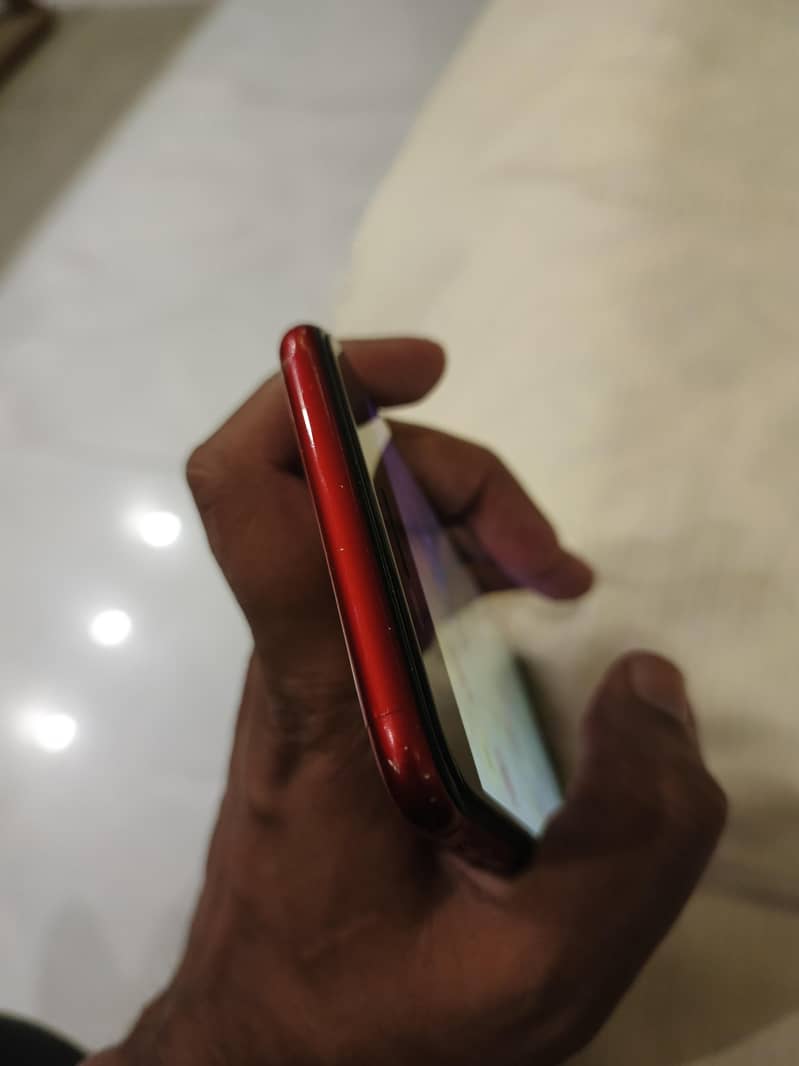 iphone 8 plus red 3