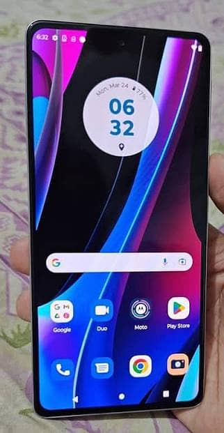 Motorola Edge 30 Pro 10/10 Sim time used