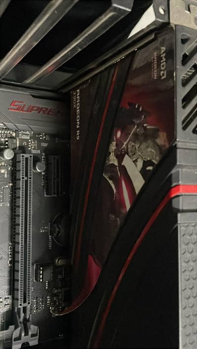 AMD - RADEON R9 - 290X 4GB Graphics card