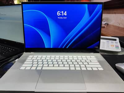 Razer blade RZ-09 Studio edition