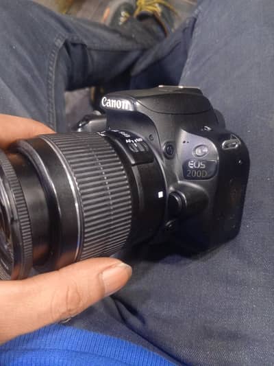 canon 200D
