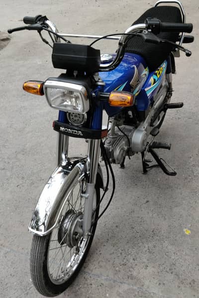 Honda CD 70 2024