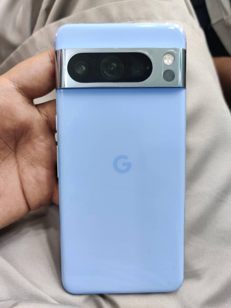 google pixel 8 pro 1