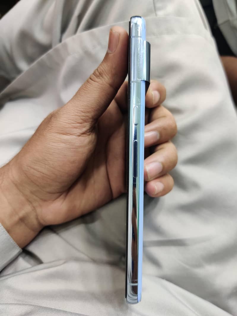 google pixel 8 pro 3